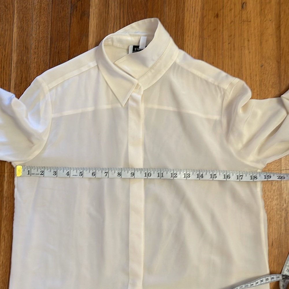 Paris Atelier Cream Colored Silk Button Up Blouse Sz 2 - Picture 8 of 10